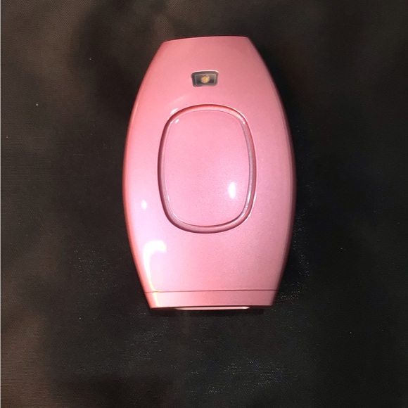 RoseSkinCo IPL Hair Removal Handset - Rose Gold - Picture 3 of 10